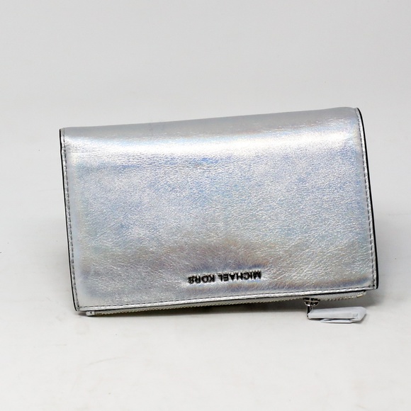 Michael Kors Handbags - Michael Kors Adele Double-Zip iPhone 7 Plus Silver